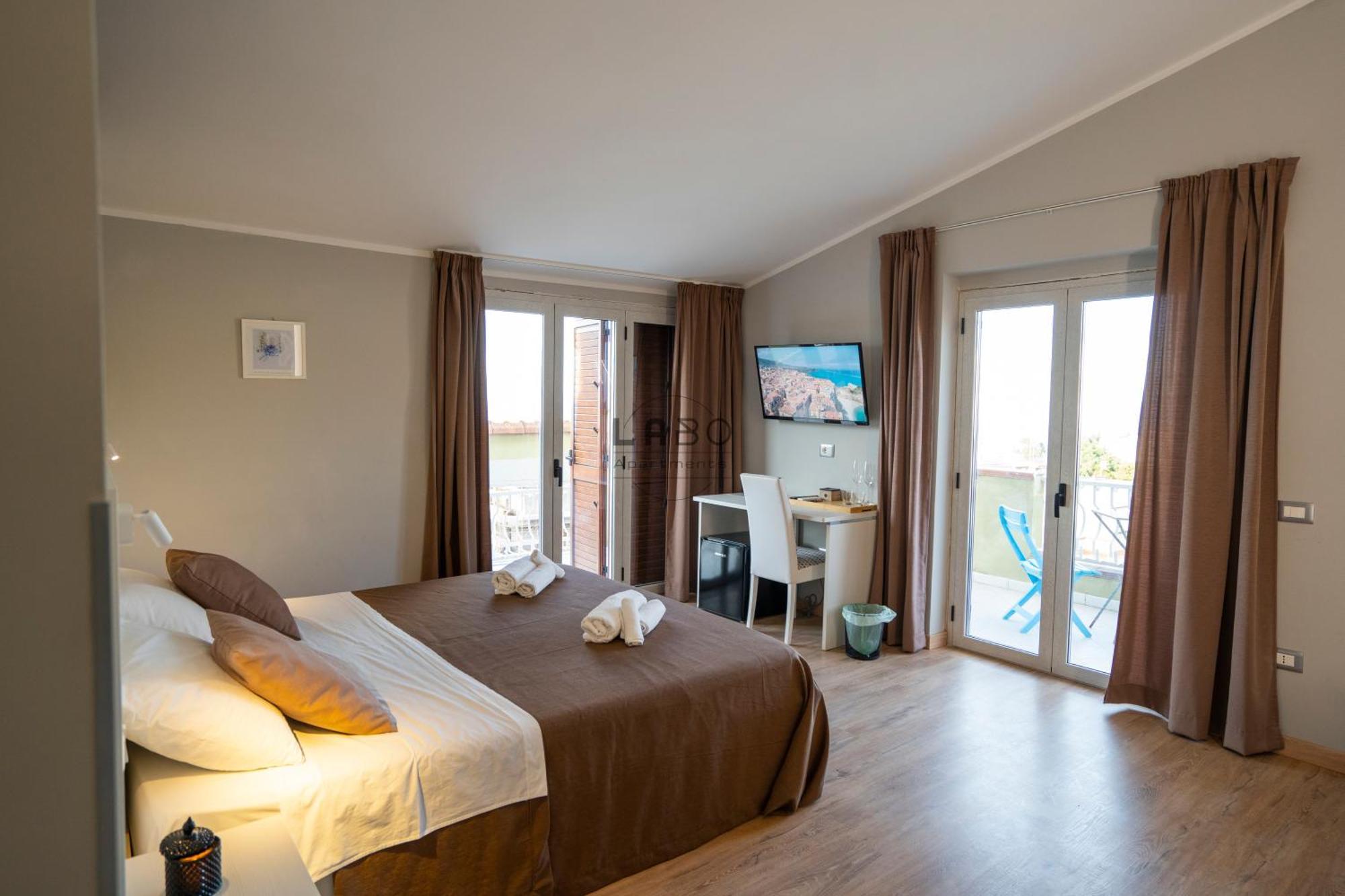 Agape Rooms In Tropea Bagian luar foto